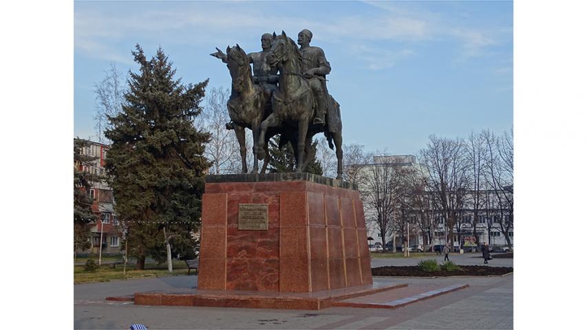 Монумент Дружбы народов
