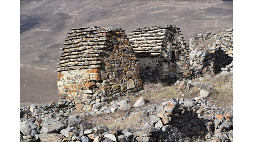 Склеповый некрополь с. Цагат-Ламардон. Наземные склепы