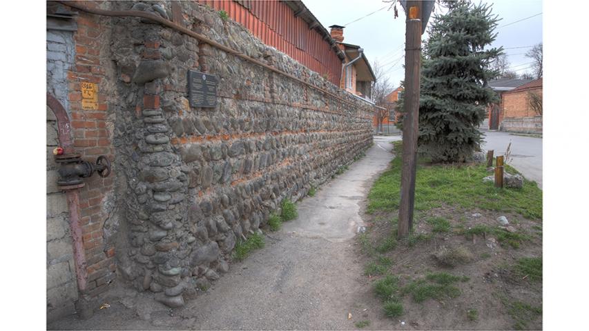 Остатки стен Владикавказской крепости. 1858 г.